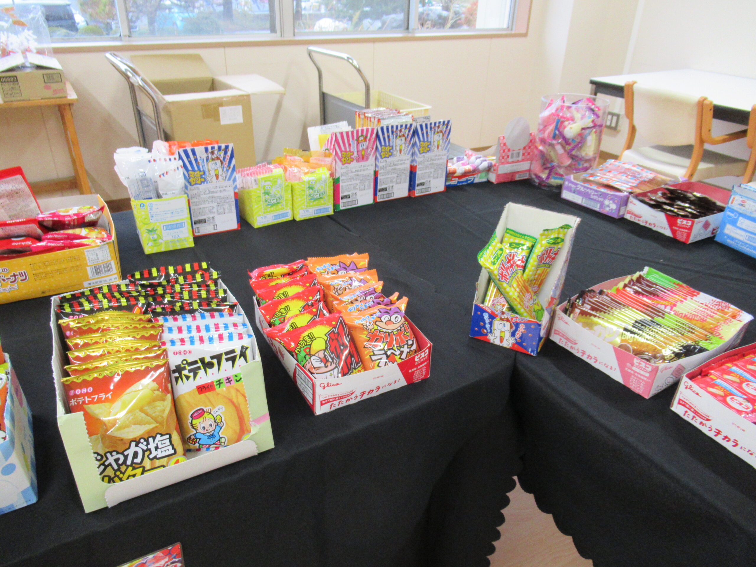 駄菓子屋 訪問販売】 | 社会福祉法人県央福祉会